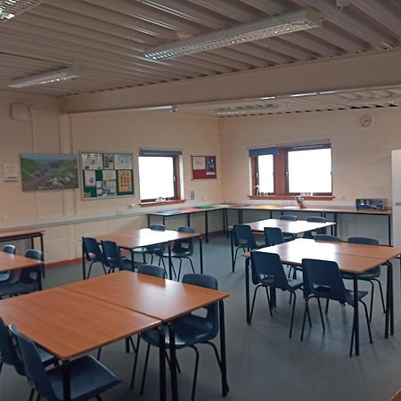 Fsc Dale Fort Hostel エクステリア 写真