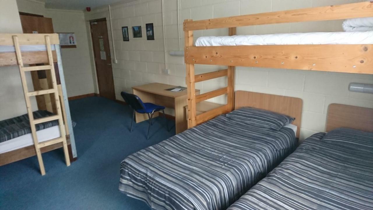 Fsc Dale Fort Hostel エクステリア 写真